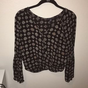 Patterned Black Bell Sleeve Top AEO